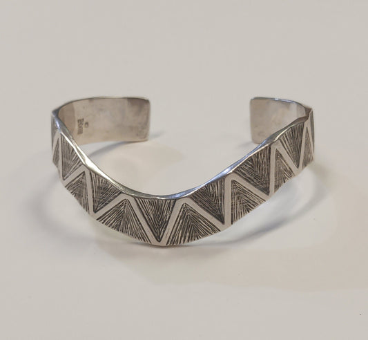 Textured Wave Sterling Silver Bracelet - Signed James Avery Cuff - Vintage 1970s