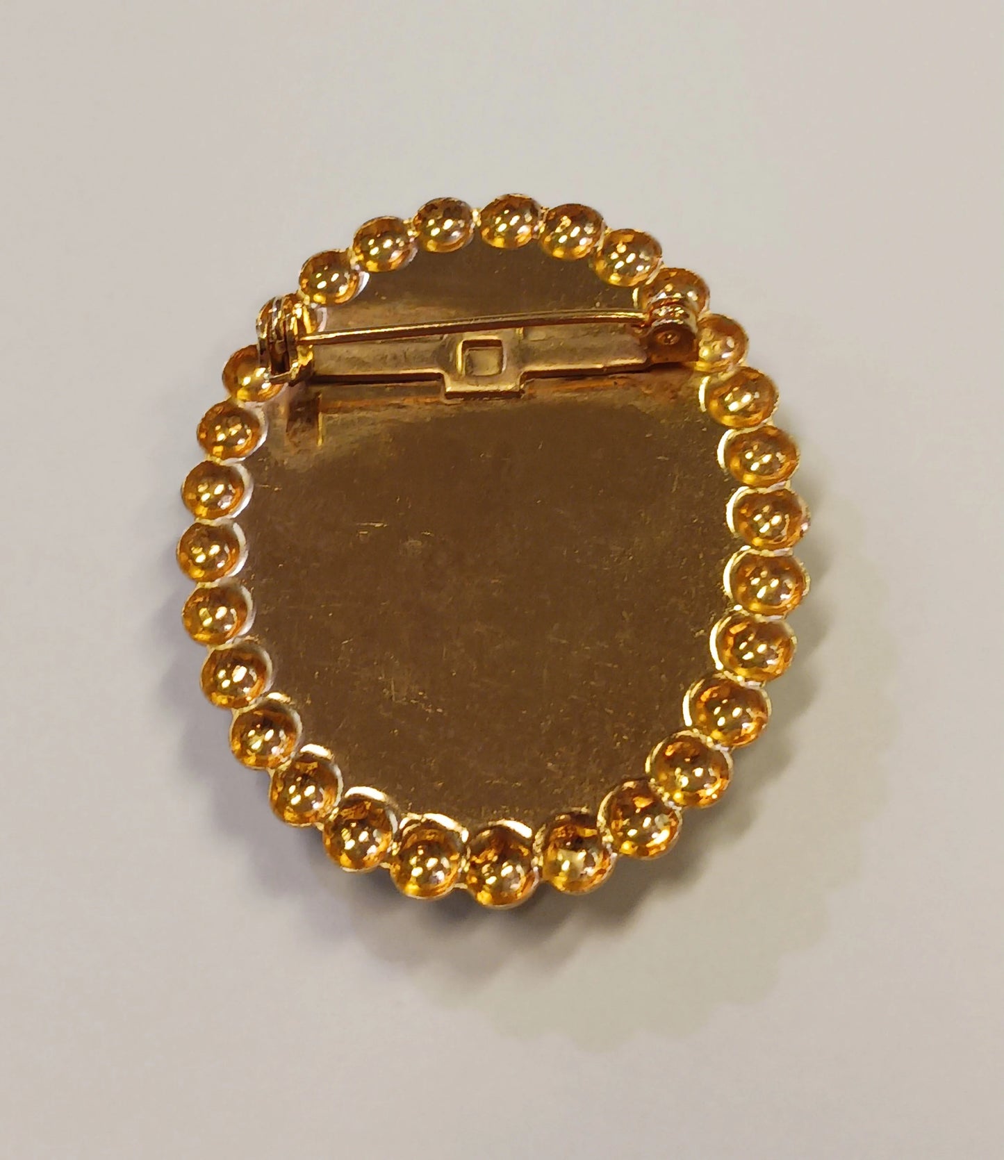 Black and Gold Tone Glass Brooch - Eastern Style Art Pin