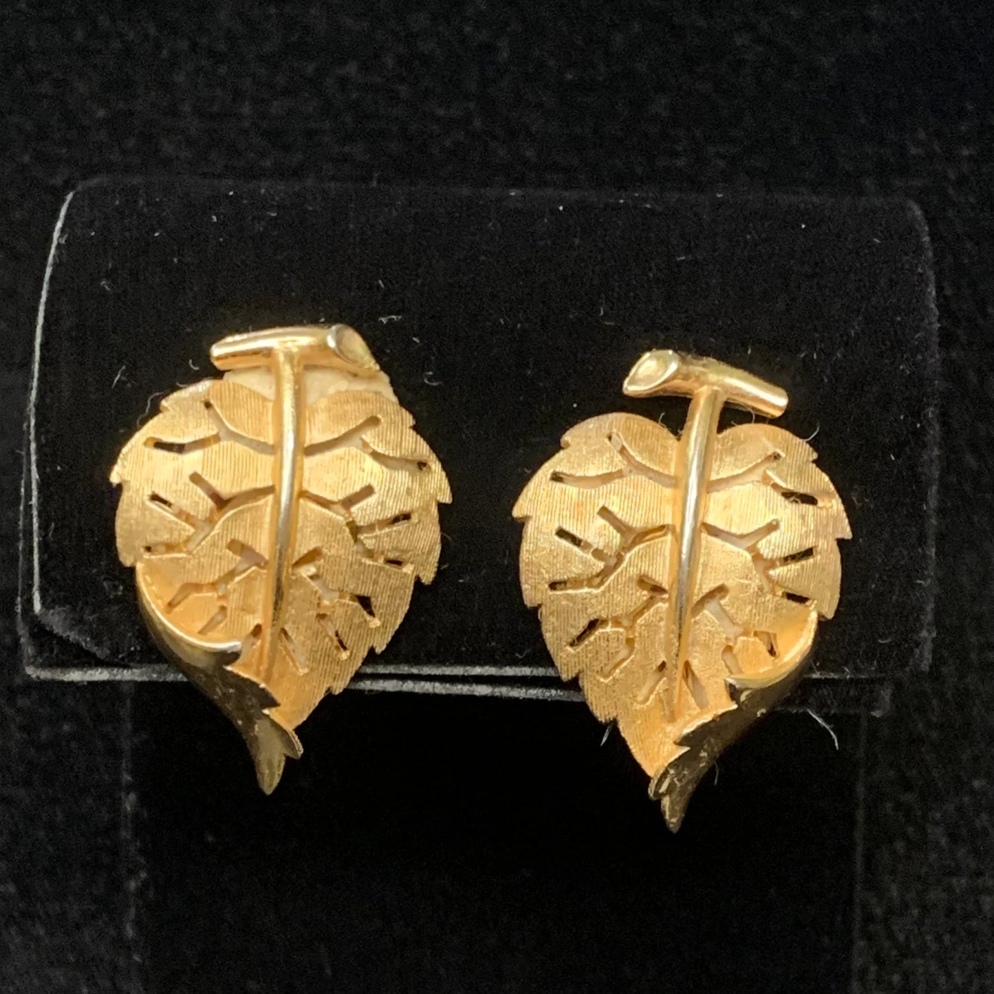 Trifari Clip on Leaf Shaped Earrings - Trifari Trifanium Gold-Toned Earrings - Very Natural Leaf Shaped Earrings -  Cut Metal Leaf Shape