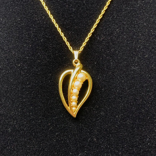 Trifari Pendant Necklace Gold-Tone Leaf with Pearls - Trifari Necklace - Trifari Pearls in a Heart - Marked Trifai on Chain